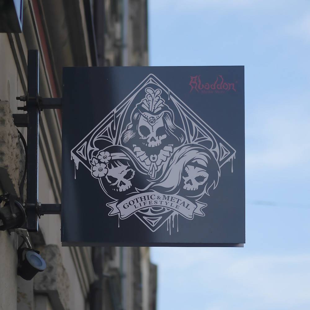 Abaddon Mystic Store Schild Gothic Life Style